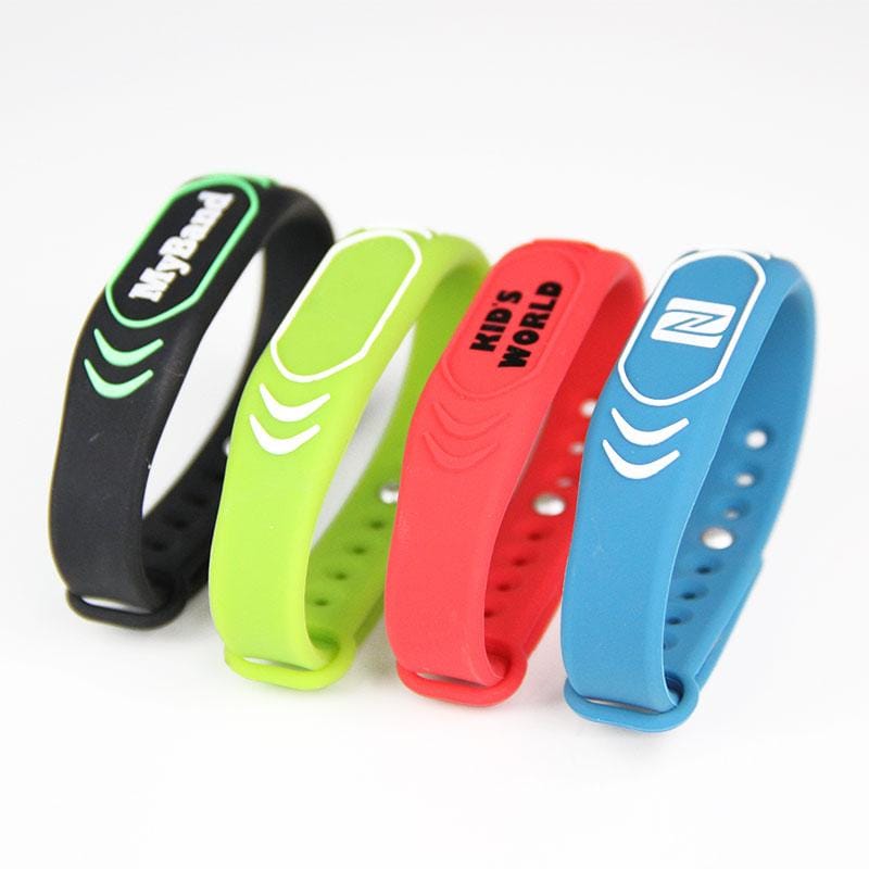 Silicone RFID Wristbands-Cardmatrix solutions